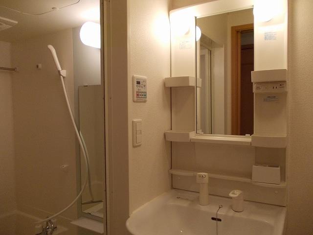 洗面設備　洗面化粧台