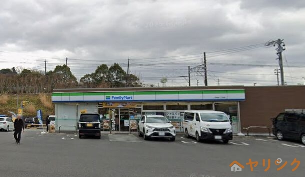 コンビニ　ファミリーマート日進栄二丁目店（コンビニ）まで511m