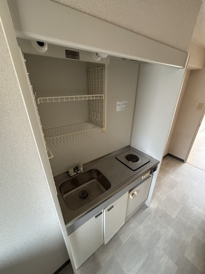 キッチン　※別部屋の写真です