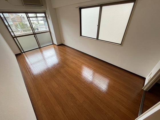 居室・リビング　※別部屋の写真です