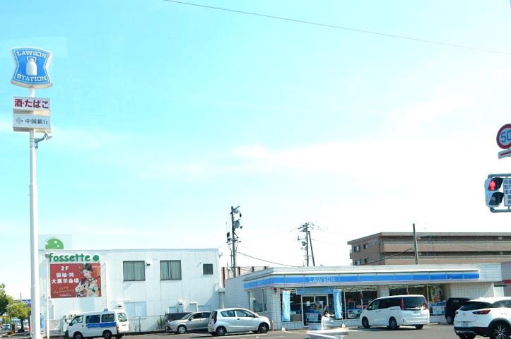 コンビニ　ローソン下中野本町店（コンビニ）まで428m