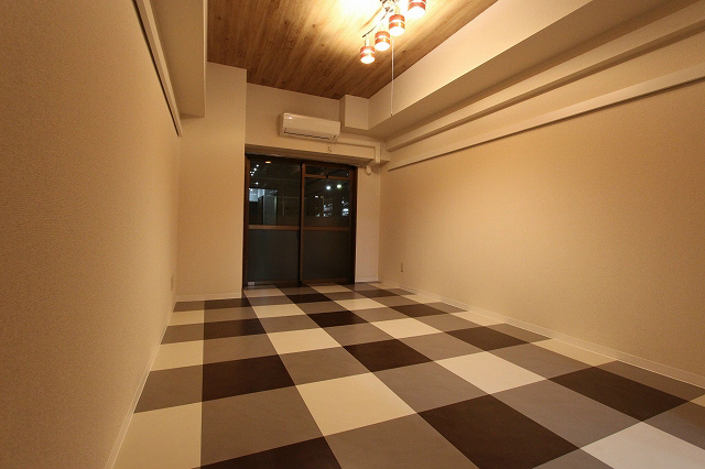 居室・リビング　※現況優先