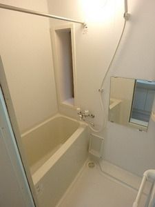 バス・シャワールーム　バスルーム