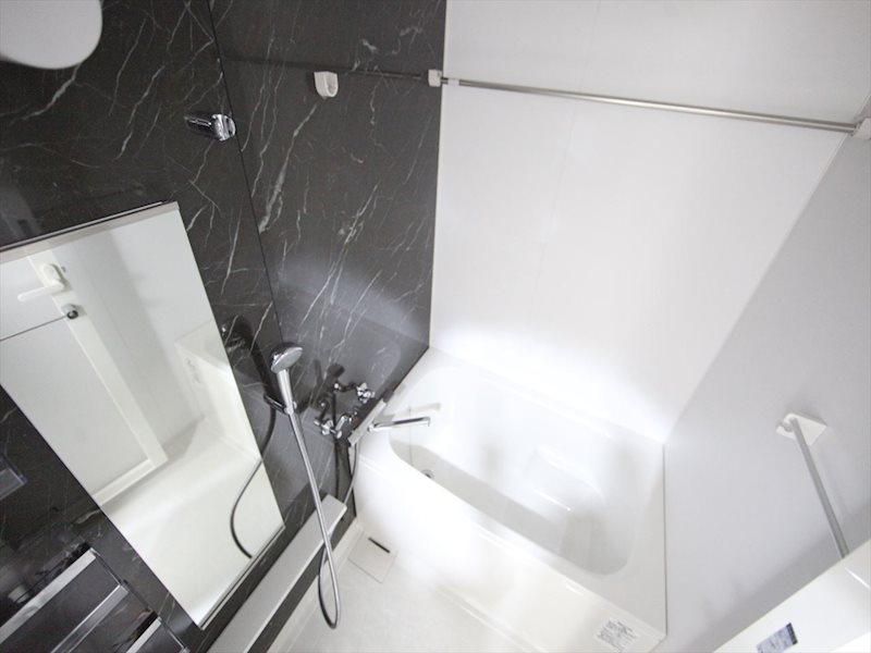 バス・シャワールーム　浴室暖房乾燥機能付バス