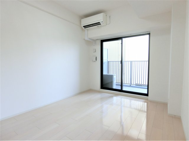 居室・リビング　詳細は、RISUMO江坂本店→06-6155-7137まで♪