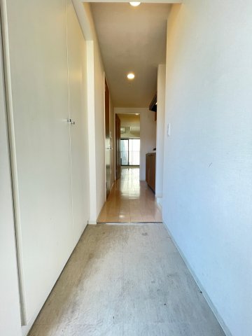 玄関　詳細は、RISUMO江坂本店→06-6155-7137まで♪