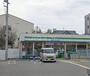 コンビニ　ファミリーマート箕面小野原東店（コンビニ）まで299m
