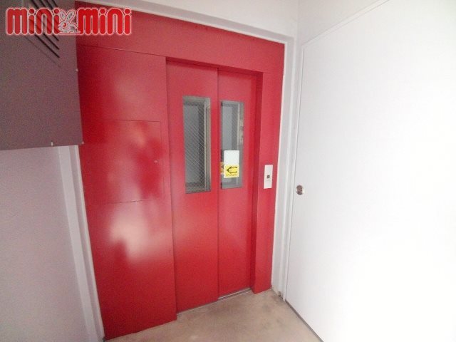 その他　エレベータ。