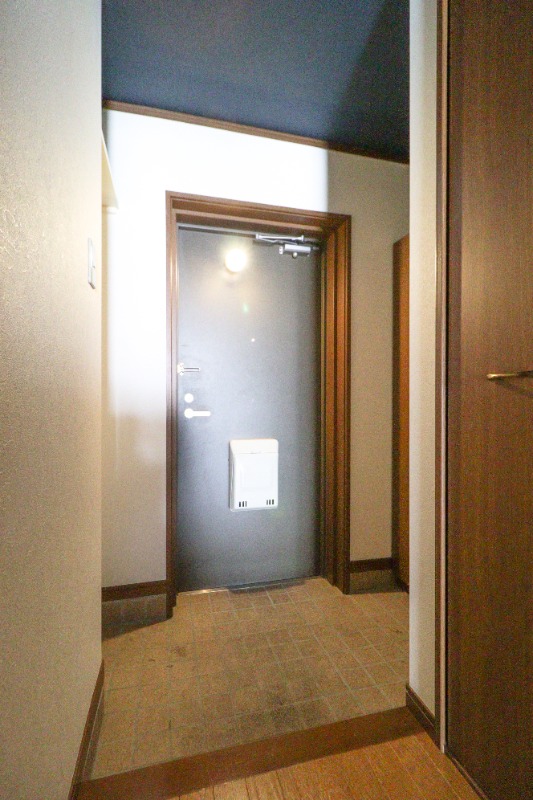 玄関　図面と現状に相違がある場合には現状を優先