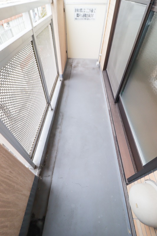 バルコニー　図面と現状に相違がある場合には現状を優先