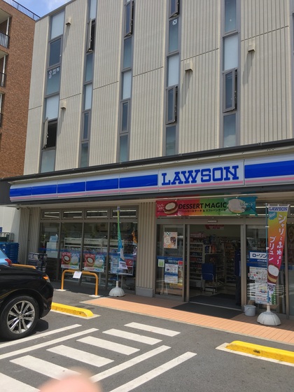 コンビニ　ローソン江東住吉大門通店（コンビニ）まで320m