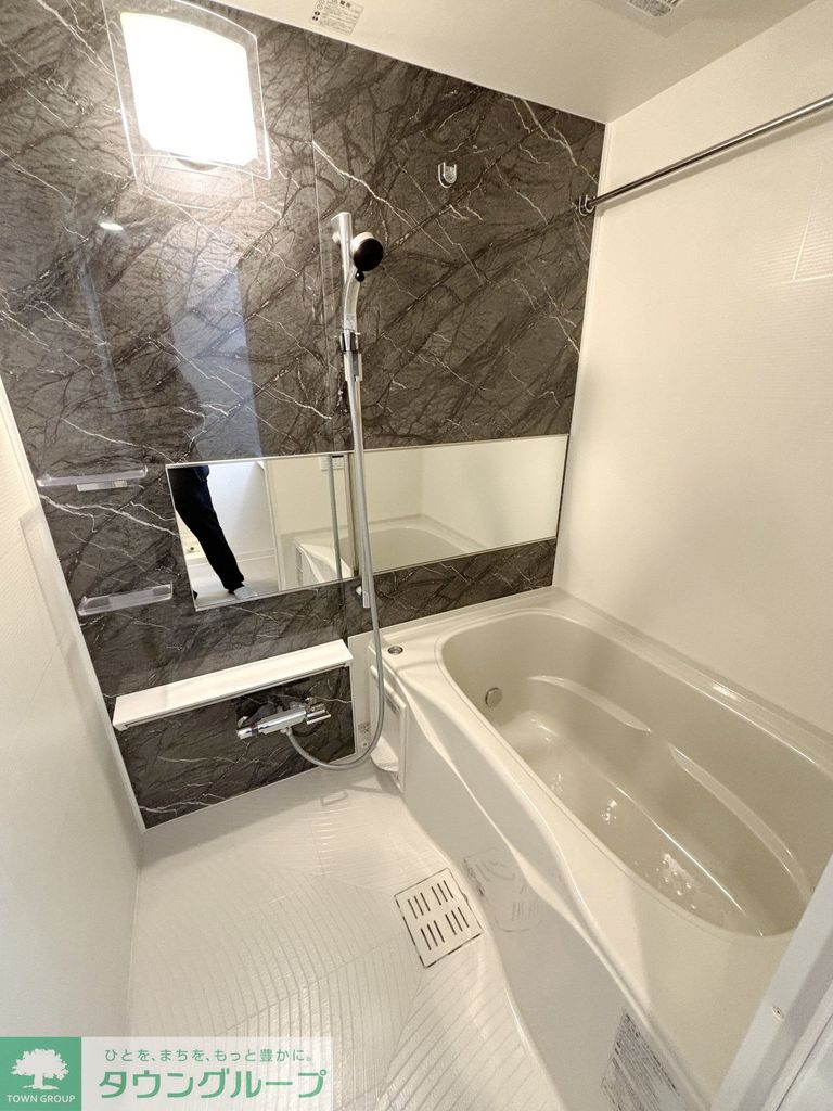 バス・シャワールーム　バス