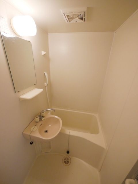 バス・シャワールーム　浴室