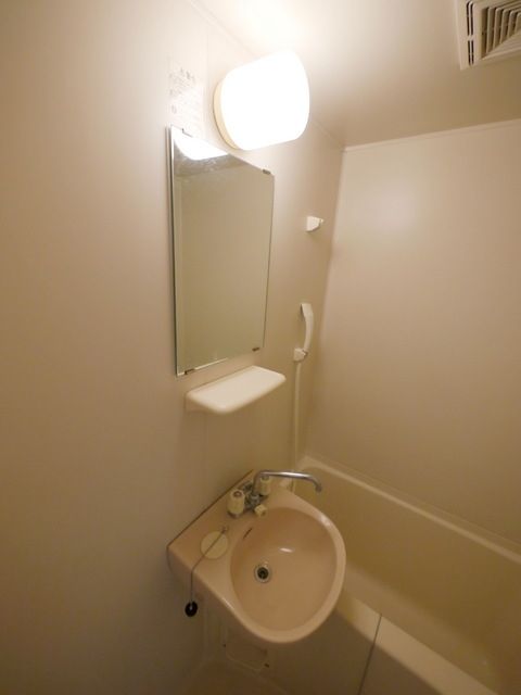 洗面設備　洗面設備