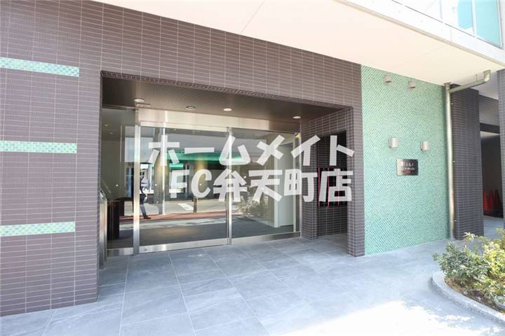 エントランス　毎日通るエントランスはこのようになっています