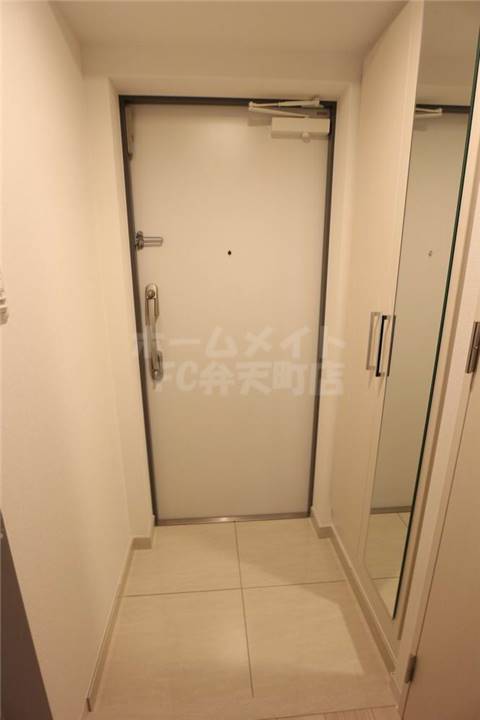 玄関　シンプルで使いやすい玄関です