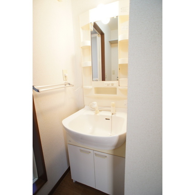 洗面設備　ウレシイ洗面ドレッサー付き