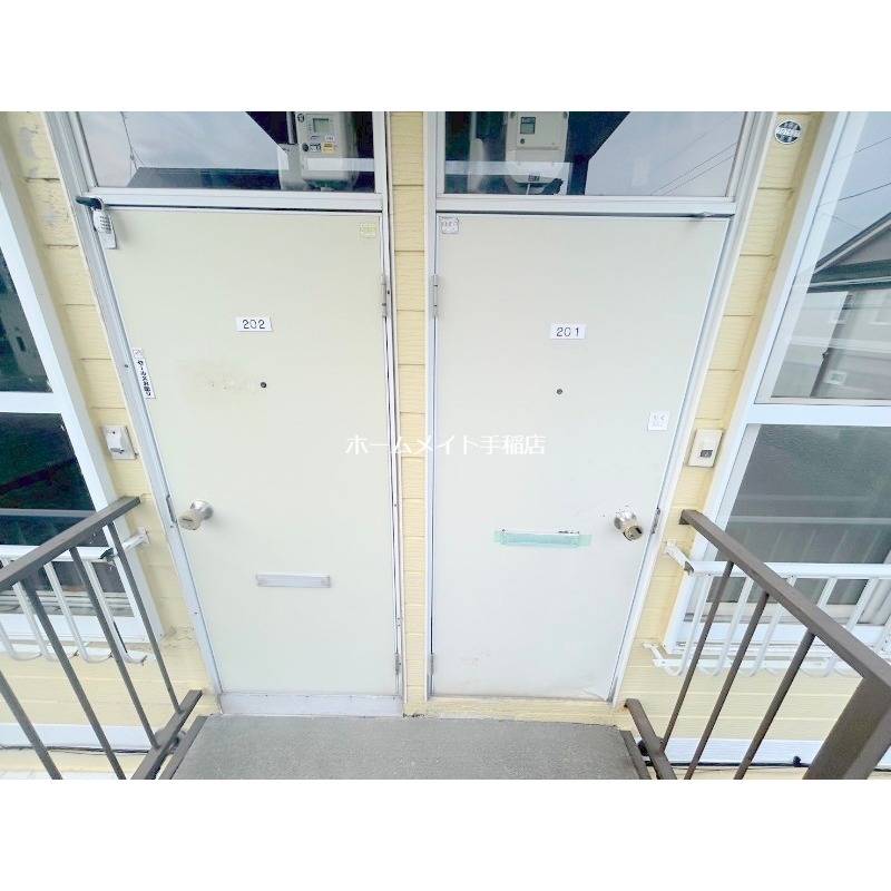 エントランス　玄関入り口です♪