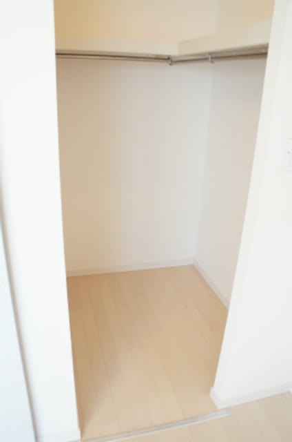 収納　ウォークインクローゼット