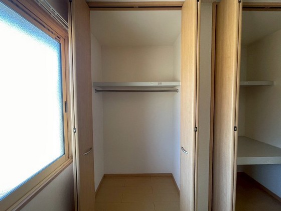収納　※別部屋の写真です