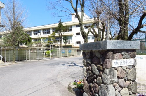 中学校　北部中学校（中学校）まで1177m