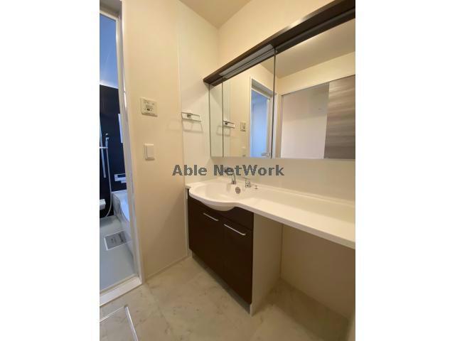 洗面設備　※同型タイプです。（101）