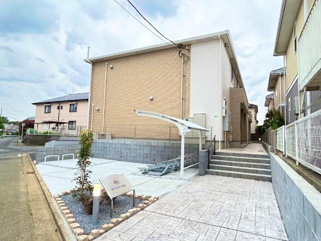 建物外観　外観写真（昼）