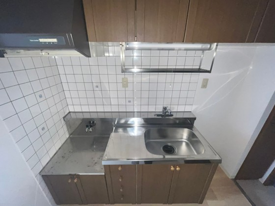 キッチン　※別部屋の写真です