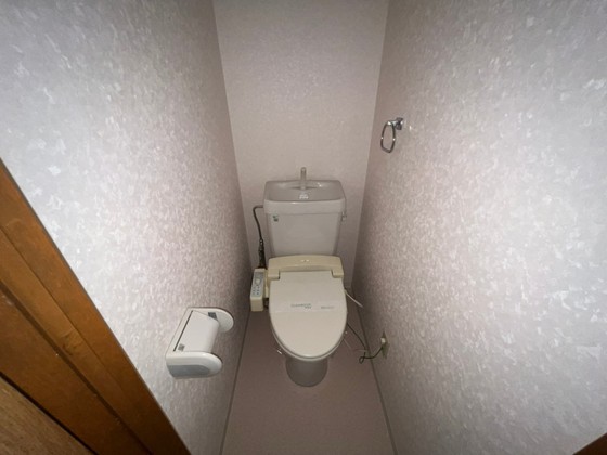 トイレ　※別部屋の写真です