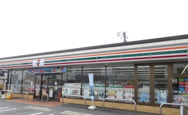 コンビニ　セブンイレブン大黒田店（コンビニ）まで1200m
