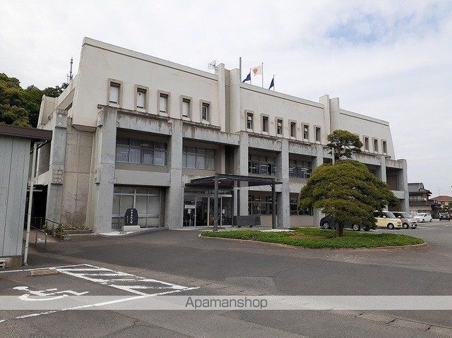 役所　潮来市役所（役所）まで2600m