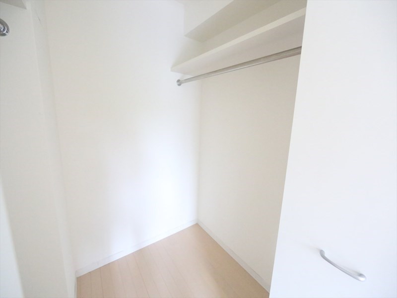収納　ウォークインクロゼット（収納充実してます）