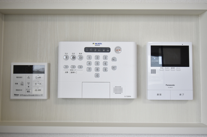 セキュリティ　モニタ付インターホンです。ホームセキュリティ完備。