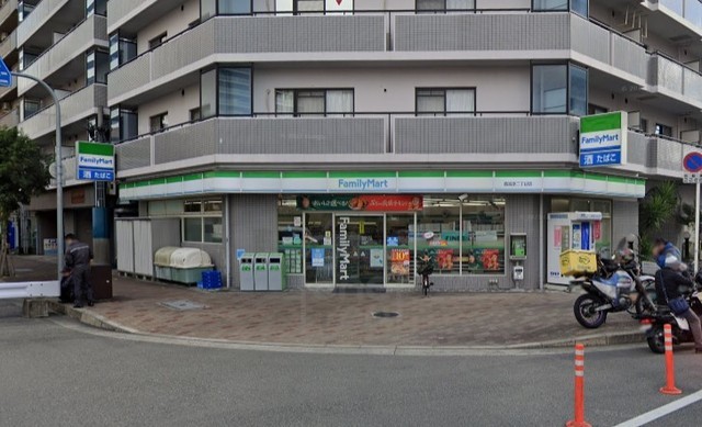 コンビニ　ファミリーマート　西宮原二丁目（コンビニ）まで452m