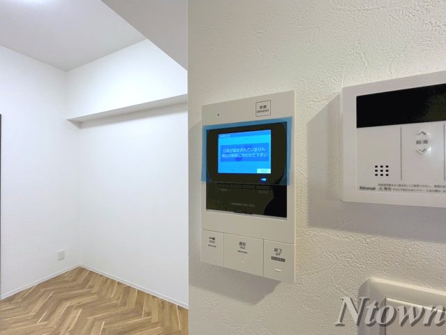 セキュリティ　モニター付きインターフォンです。