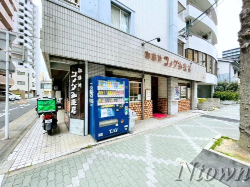 飲食店　コメダ珈琲店 平和店（飲食店）まで422m