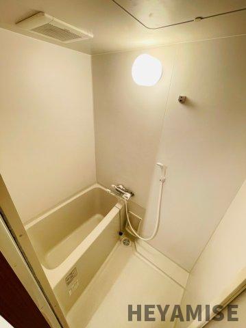 バス・シャワールーム　※類似間取りの別の階のお部屋の写真です※