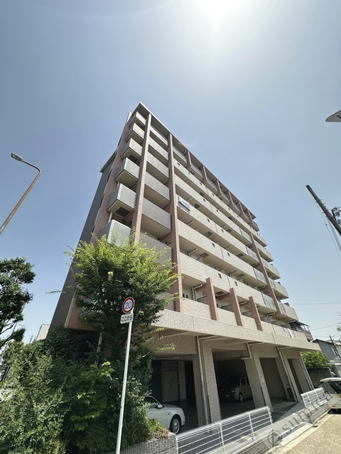 建物外観　おしゃれでモダンな外観です♪