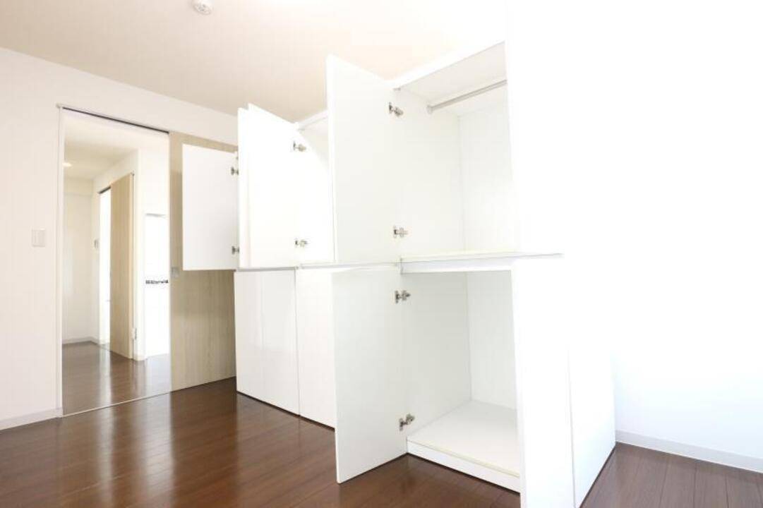 収納　クローゼット