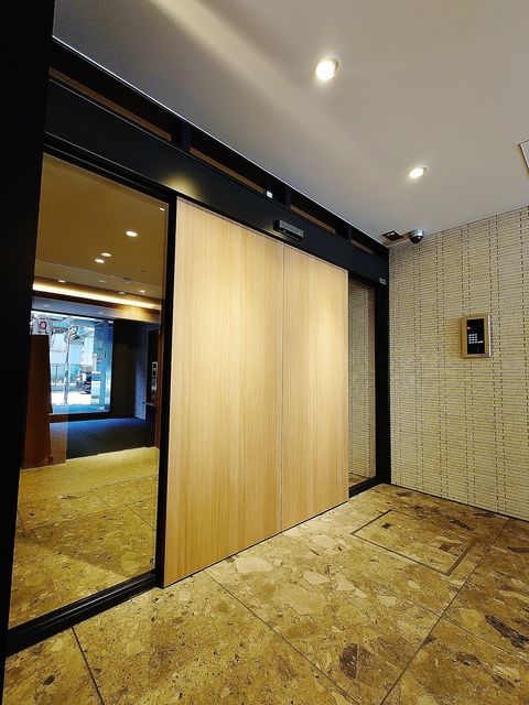 セキュリティ　防犯カメラ＋オートロック