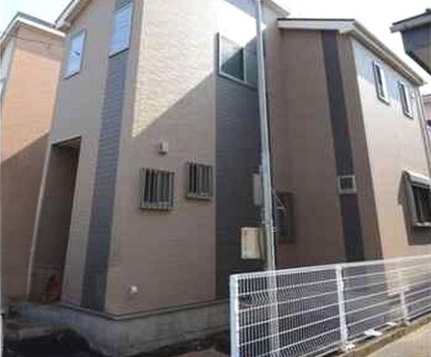 駐車場　敷地内駐車場有り