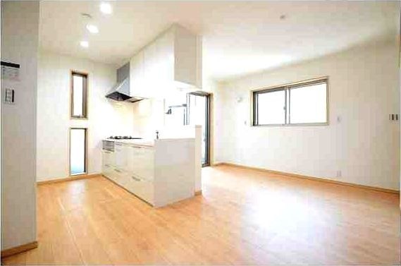 その他部屋・スペース　２面採光です