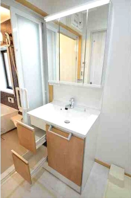 洗面設備　独立洗面台