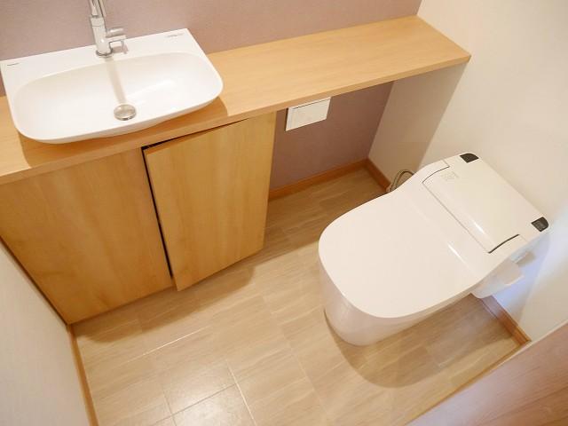 トイレ　トイレ