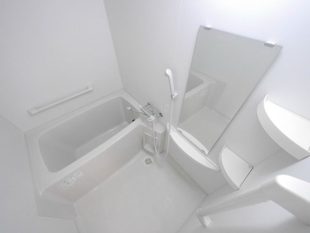 バス・シャワールーム　タウンハウジングまで★