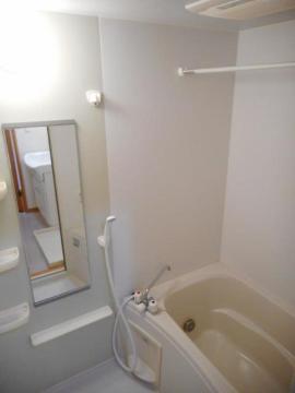 バス・シャワールーム　追焚と乾燥機能付バス