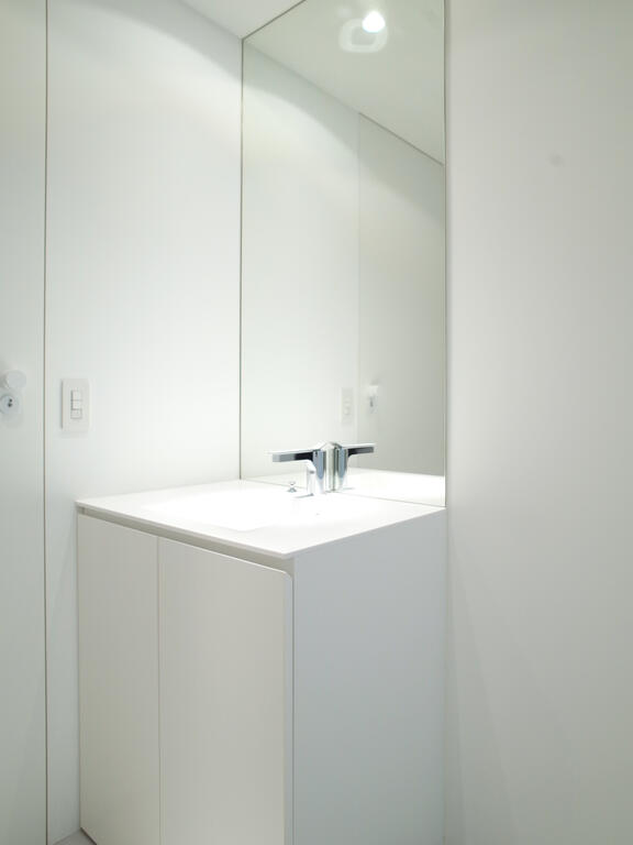 洗面設備　1階、2階の両方に洗面とトイレがあります！