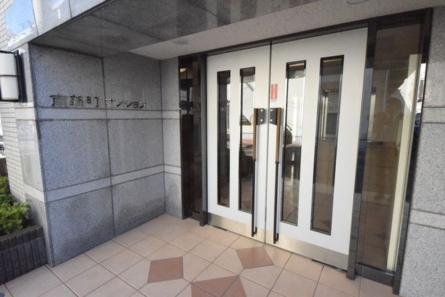 エントランス　★お部屋探しは株式会社タウンハウジング東京まで★