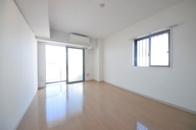 居室・リビング　★お部屋探しは株式会社タウンハウジング東京まで★