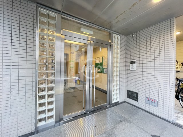 エントランス　moco6　エントランス